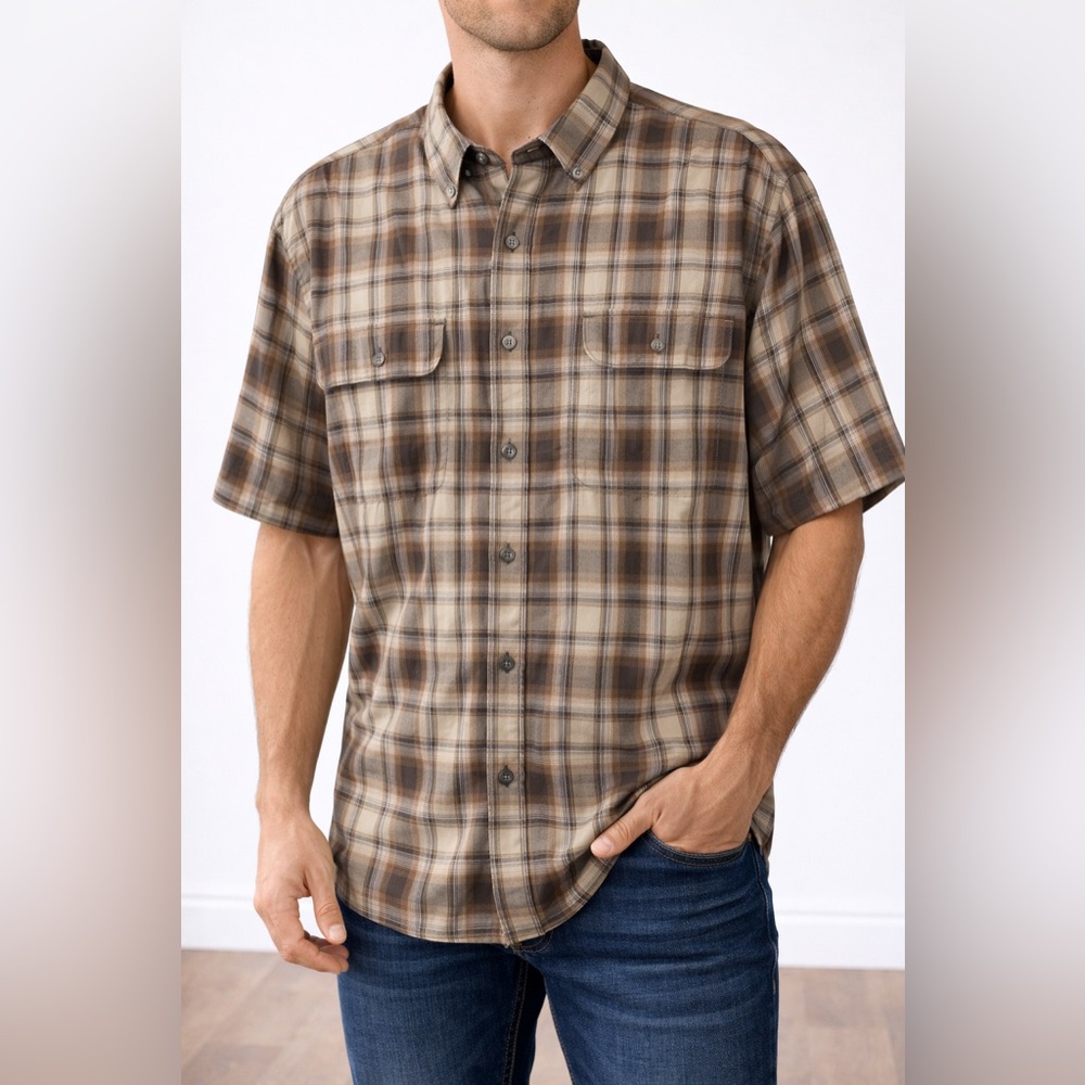 Croft & Barrow Men's Tan and Brown Plaid Button Down Vented Outdoor Sports Shirt